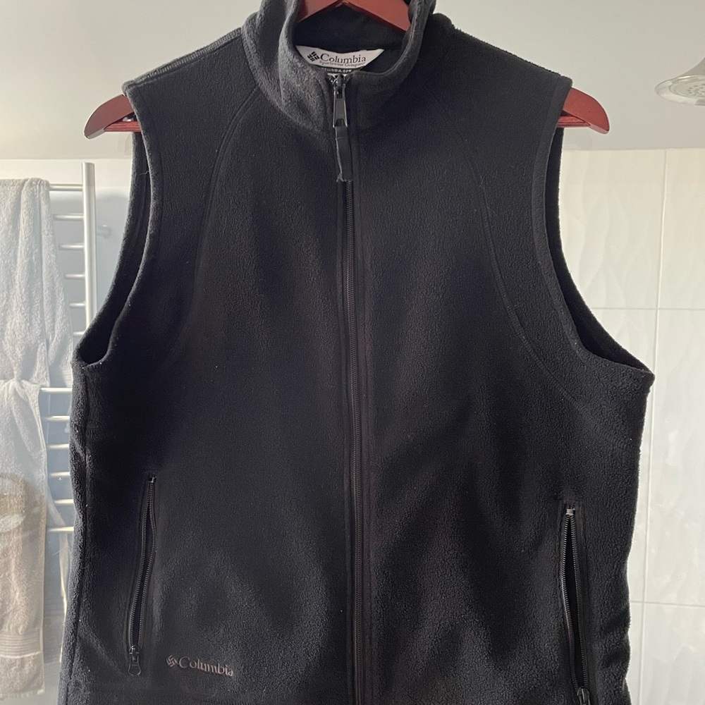 Columbia fleece vest
